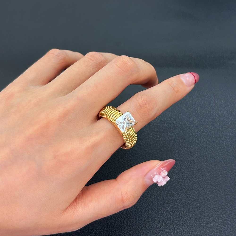 Sprial Ring For Women Men Luxu – обзор и цена Men'S Accessories Hand Bands